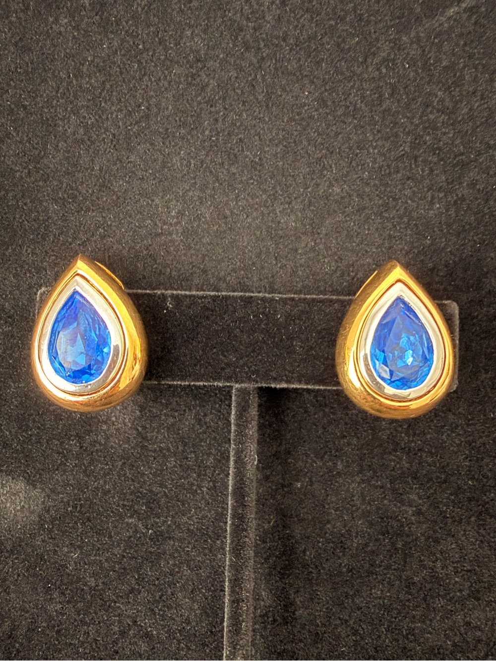 Auth Yves Saint Laurent 1980s Maltese Rhinestone Teardrop Clip-on Earrings